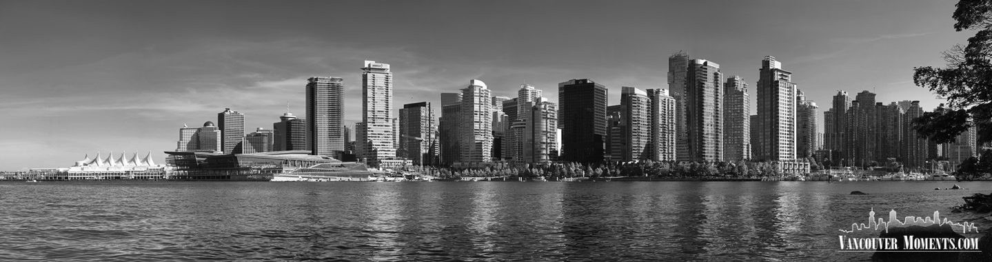 Vanc_CoalHarbour_DayBW_VCHOO8B1